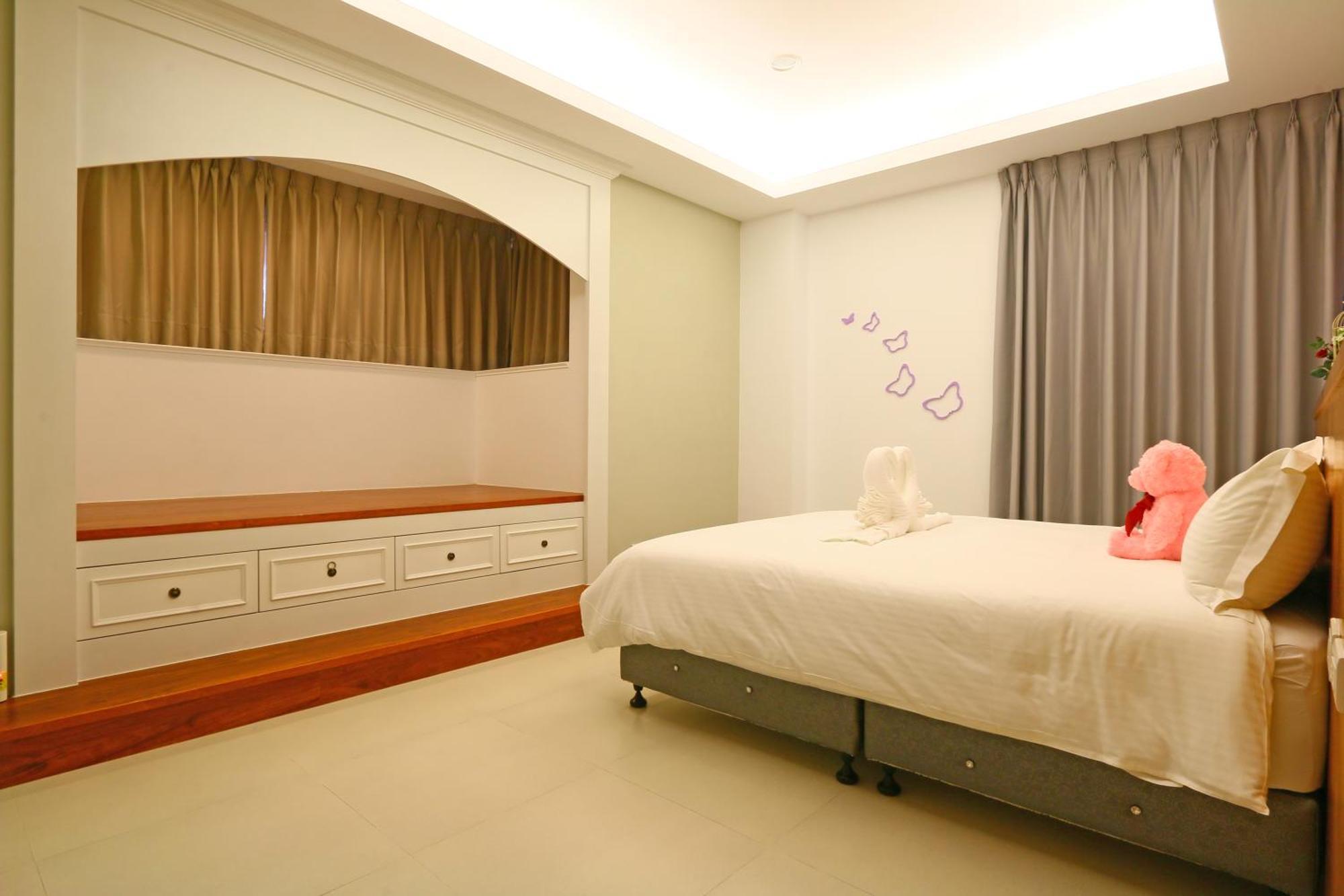 Creekside No.22 B&B Jiali Ruang foto