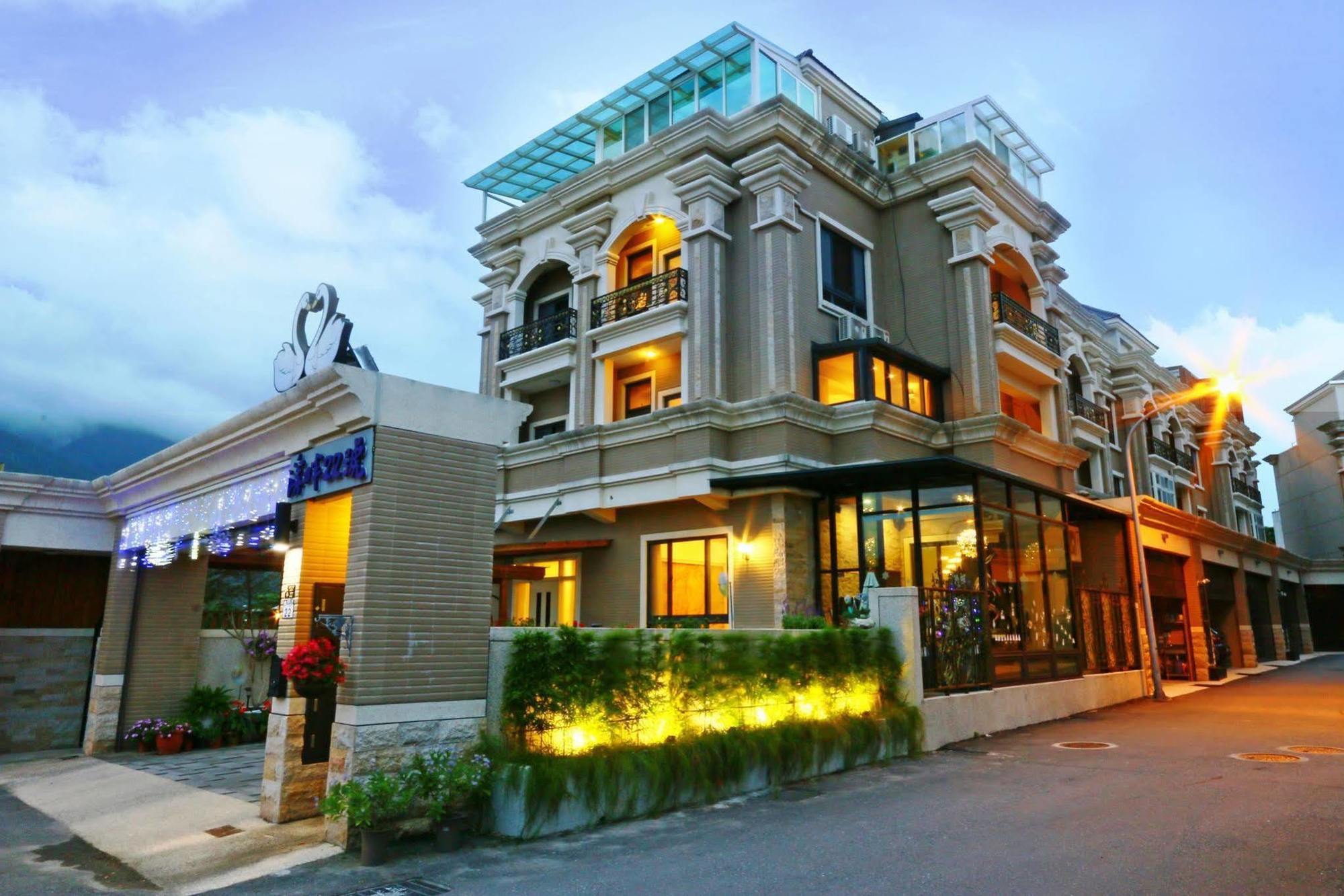Creekside No.22 B&B Jiali Bagian luar foto